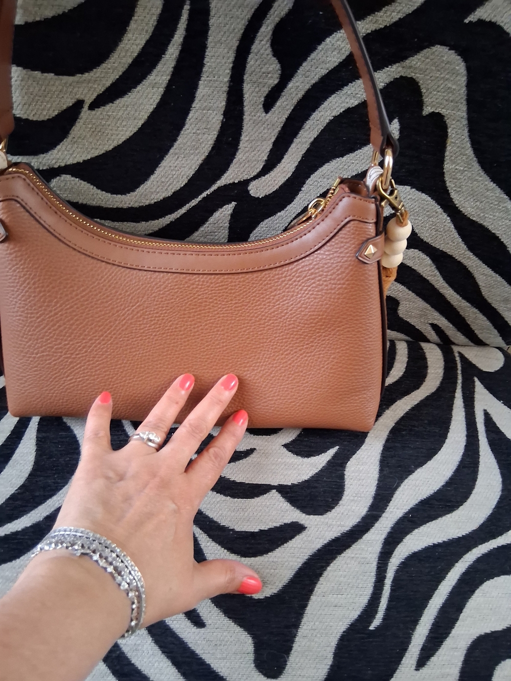 Michael Kors Women's Brown Leather Shoulder Bag - Picture 5 of 6